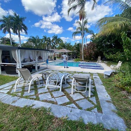 Villa Private Retreat Lake Worth Beach Exterior foto